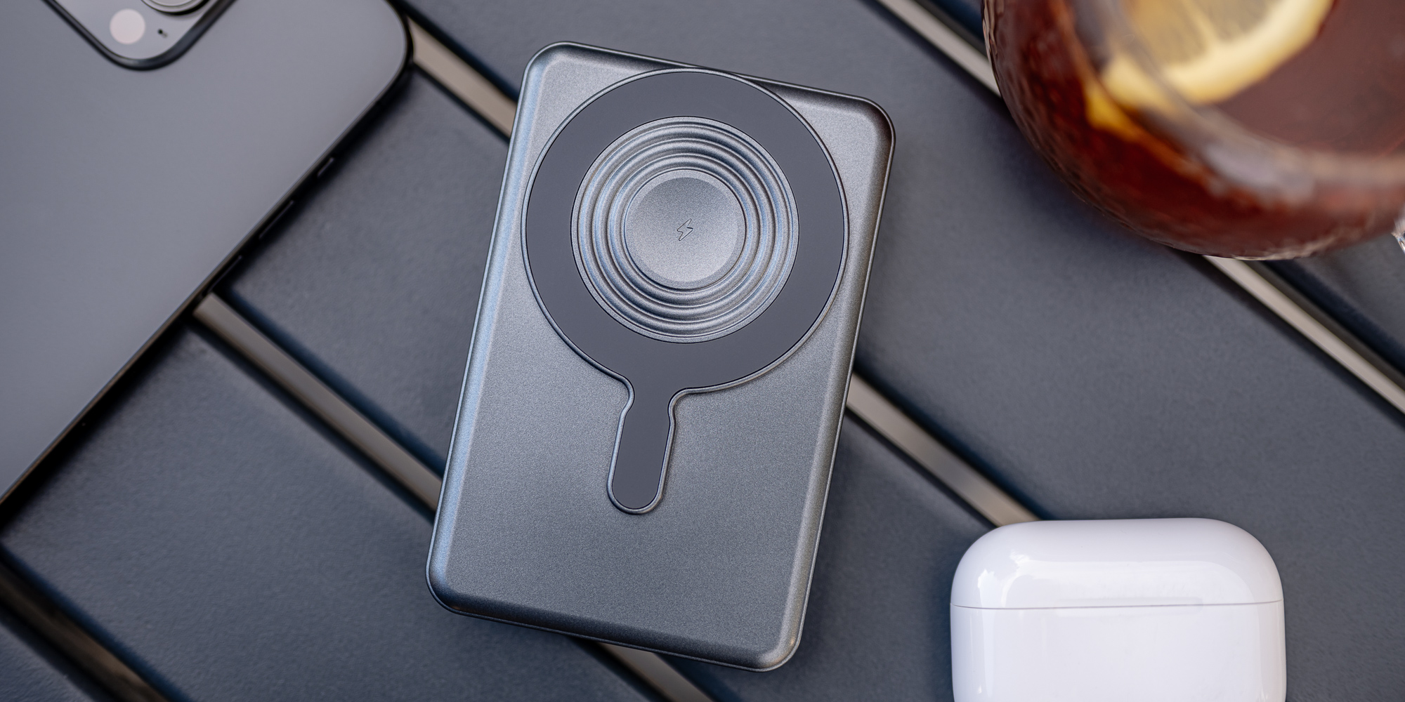 Power Bank Newell MS-10000 Pro MagSafe 10000 mAh Lightning, USB-C - szary